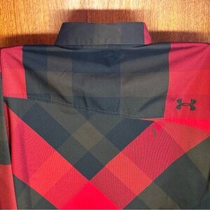 Under Armour_Mens Button-down_Size L